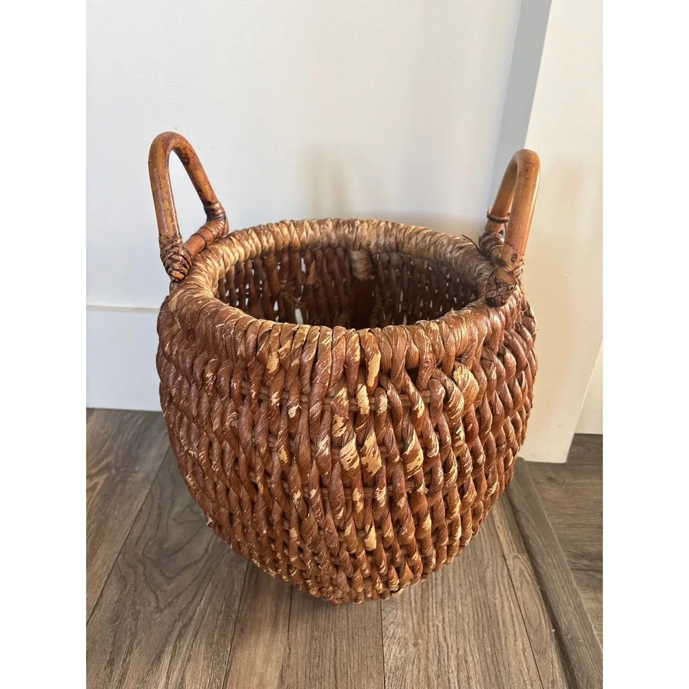 Vintage Hand‎ Woven Wicker Basket Brown Twisted Fiber